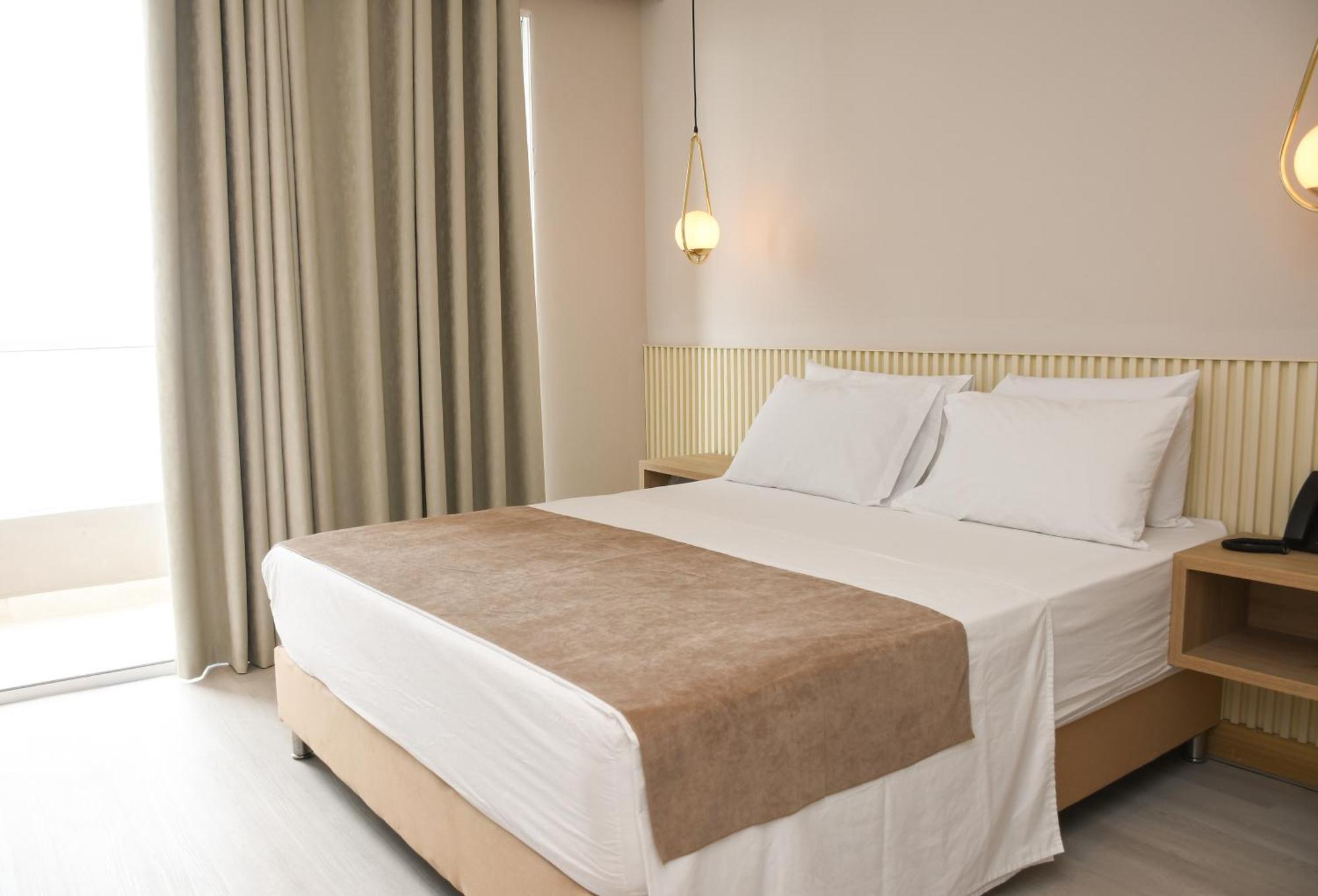 Ciela Hotel Coveñas Exteriör bild